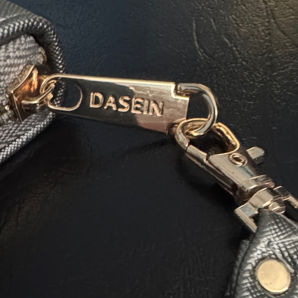 Dasein Elegant Silver & Gold Zip Around Full Size Wristlet NWOT - Picture 8 of 16